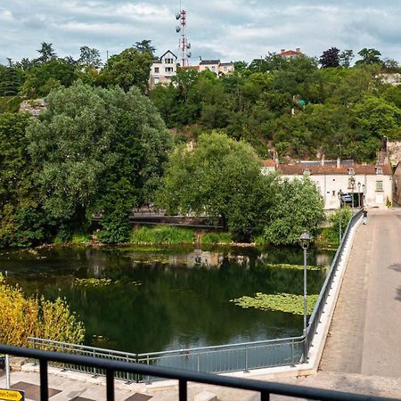 ポアティエLes Rives Du Clain - Sublime T4 Au Bord De L'Eauアパートメント エクステリア 写真